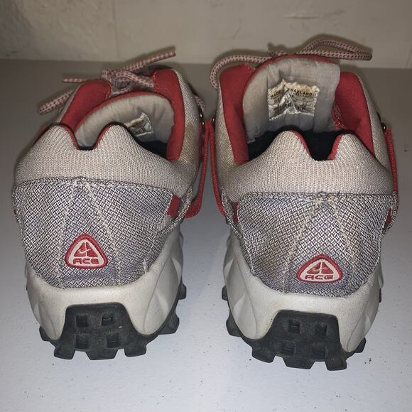 VTG 2002 Nike ACG Air Spindrift Shoes Hiking Trail Running Red Women’s Size 8 - Picture 4 of 8